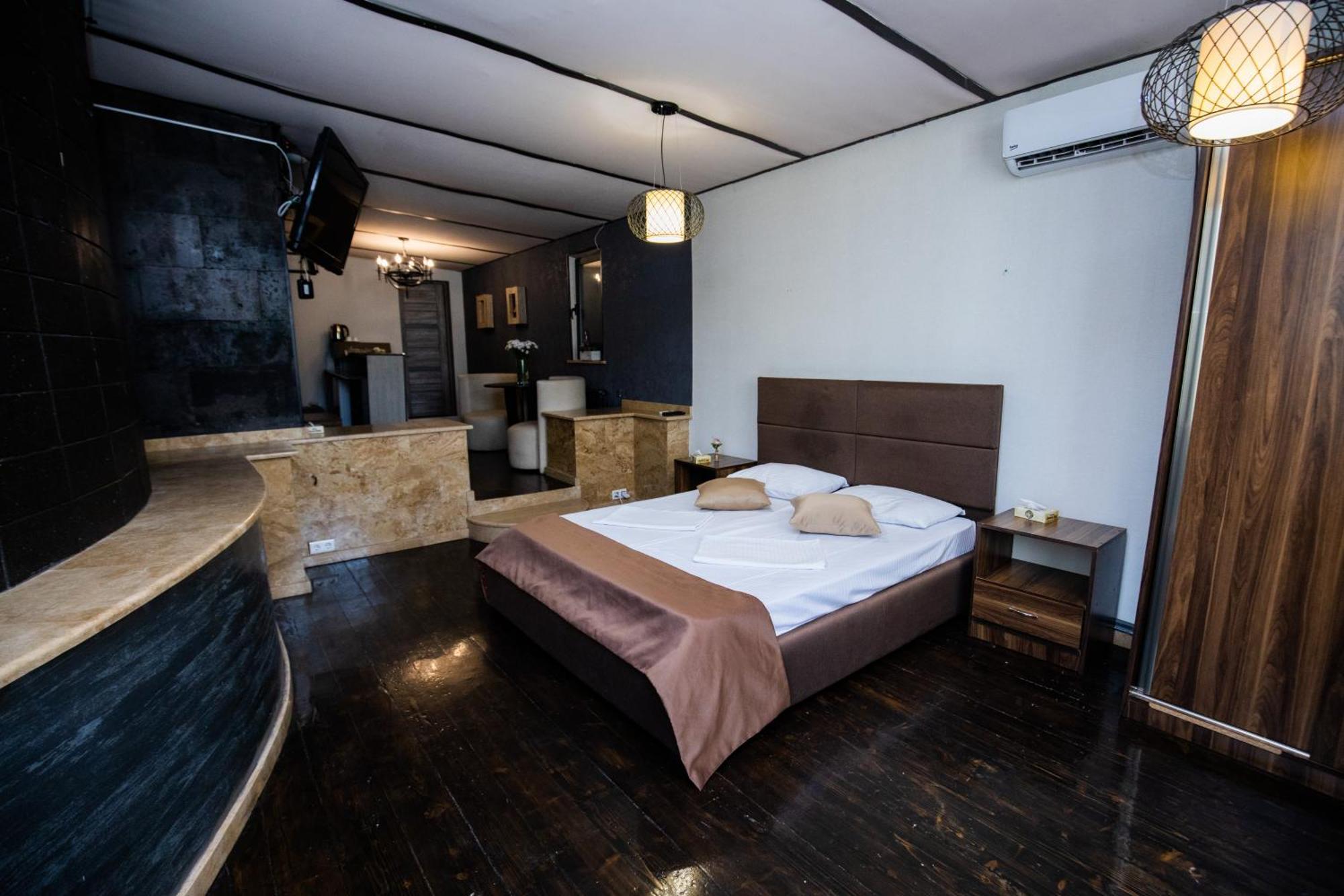 Yereone Hotel Apartment Yerevan Exterior photo